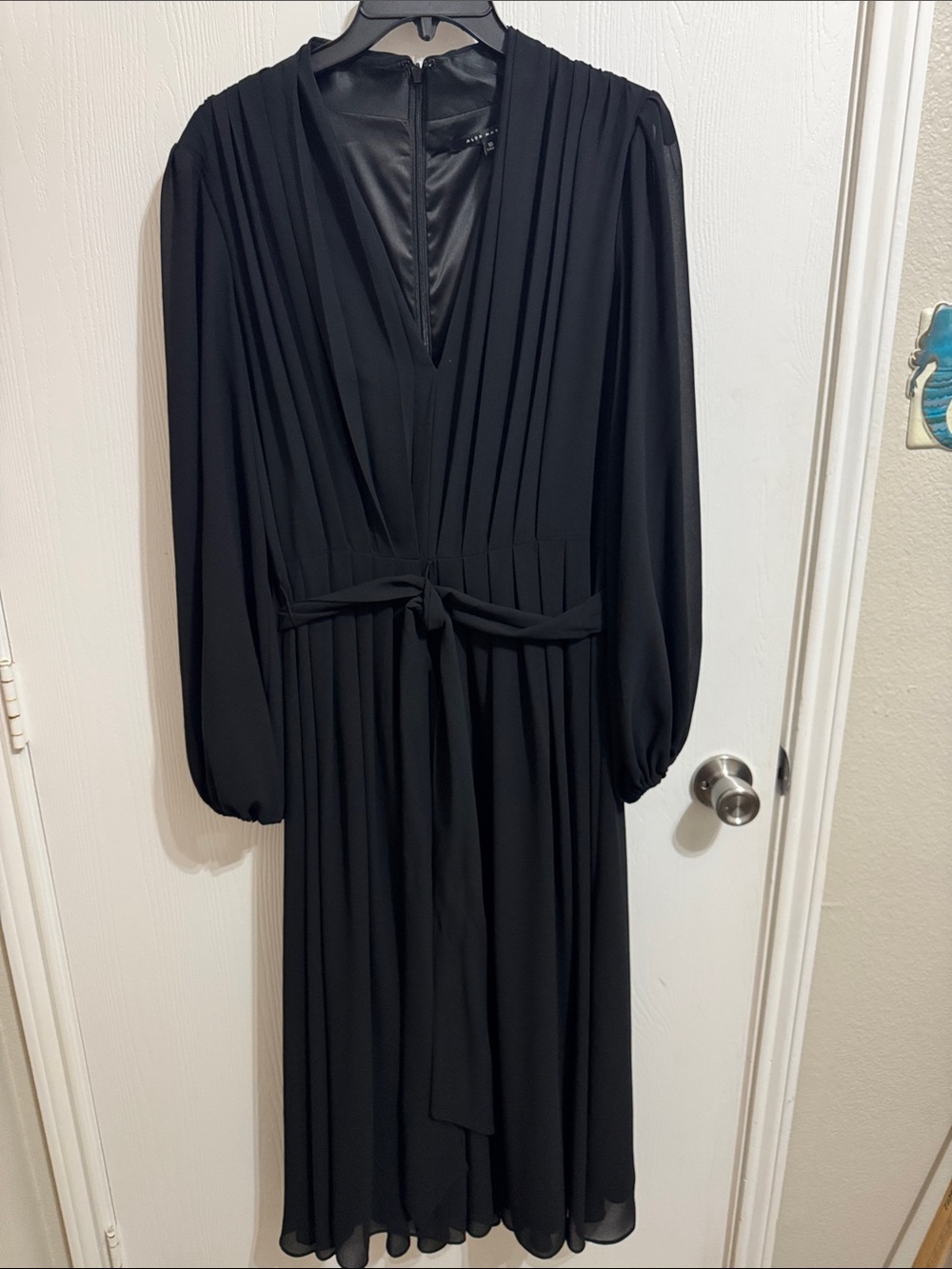 Alex Marie Hayden Tie Waist Chiffon A-Line Blouson Sleeve V Neck Midi Dress 10